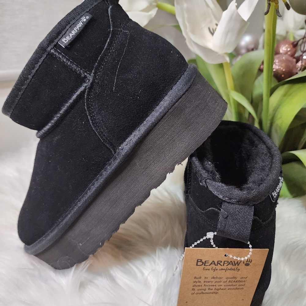 Bearpaw Retro Shorty Water Repellent Platform Boot (Women)New - Picture 5 of 5